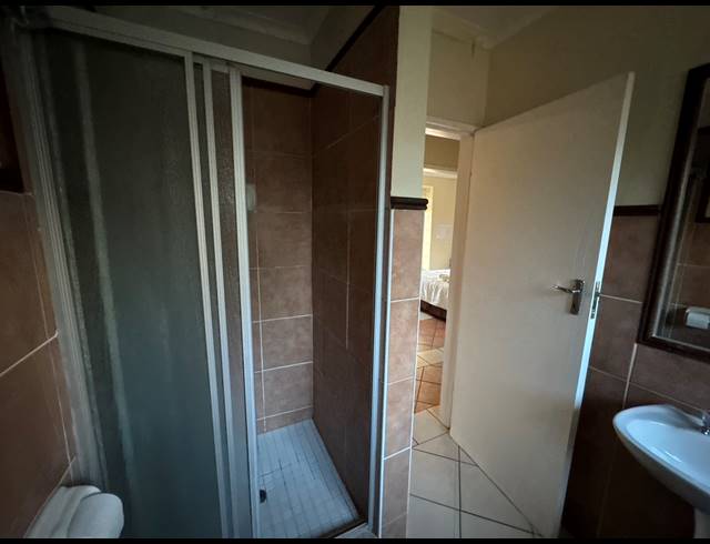 2 BEDROOM APARTMENT FOR SALE IN MOOIKLOOF RIDGE